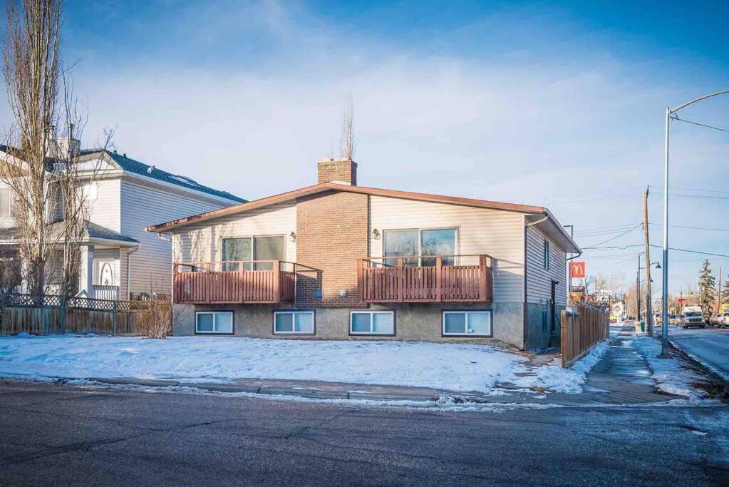 Mt Pleasant Nw 2 Bedrooms 500 YYC Buitenkant foto